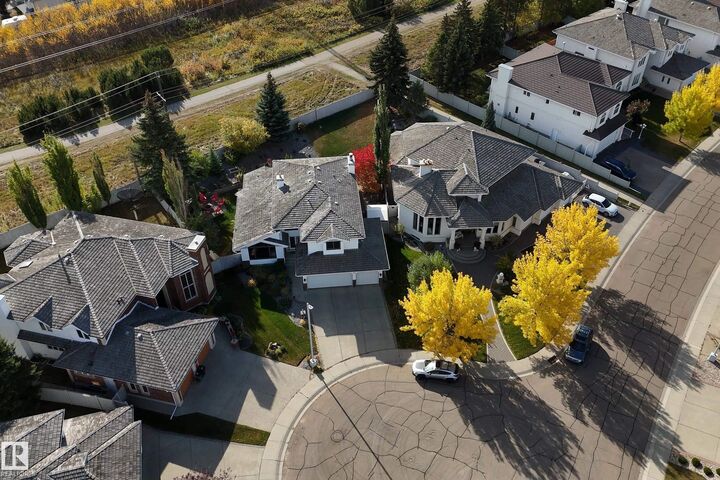 Property Photo: 91 Cormack Crescent NW AB T6R 2E5