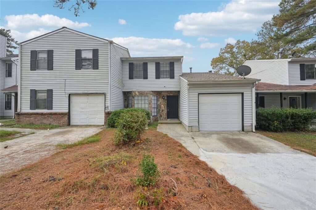 Property Photo: 703 Pine Tree Trail GA 30349