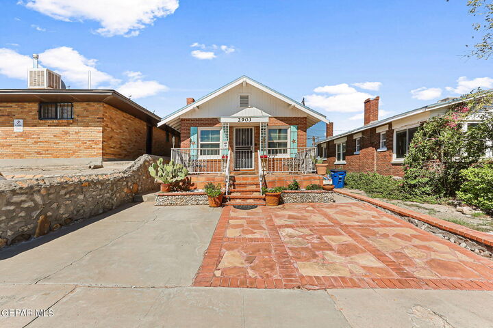 Property Photo:  2903 Savannah Avenue  TX 79930 