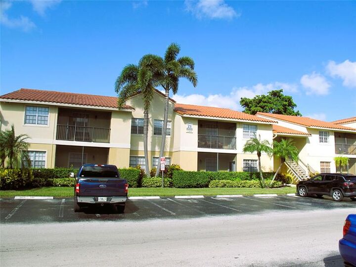 Property Photo:  1263 SW 46 Ave 2108  FL 33069 