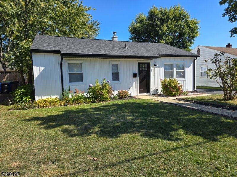 Property Photo:  113 S 15th Ave  NJ 08835