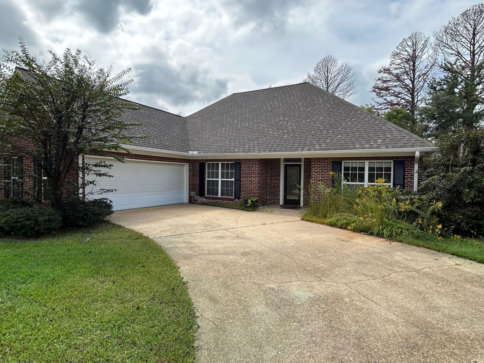 Property Photo: 109 Copperfield Ct MS 39759
