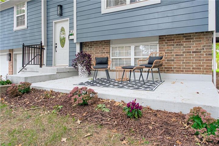 Property Photo:  512 Broadway Street  MO 64029 