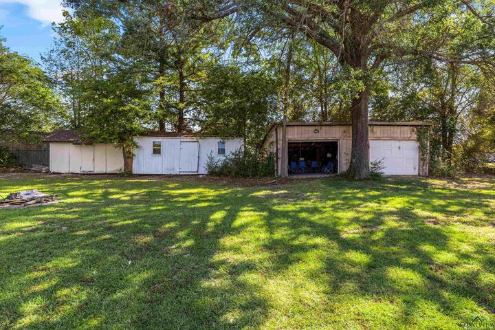 Property Photo:  1222 N US Hwy 271  TX 75644 