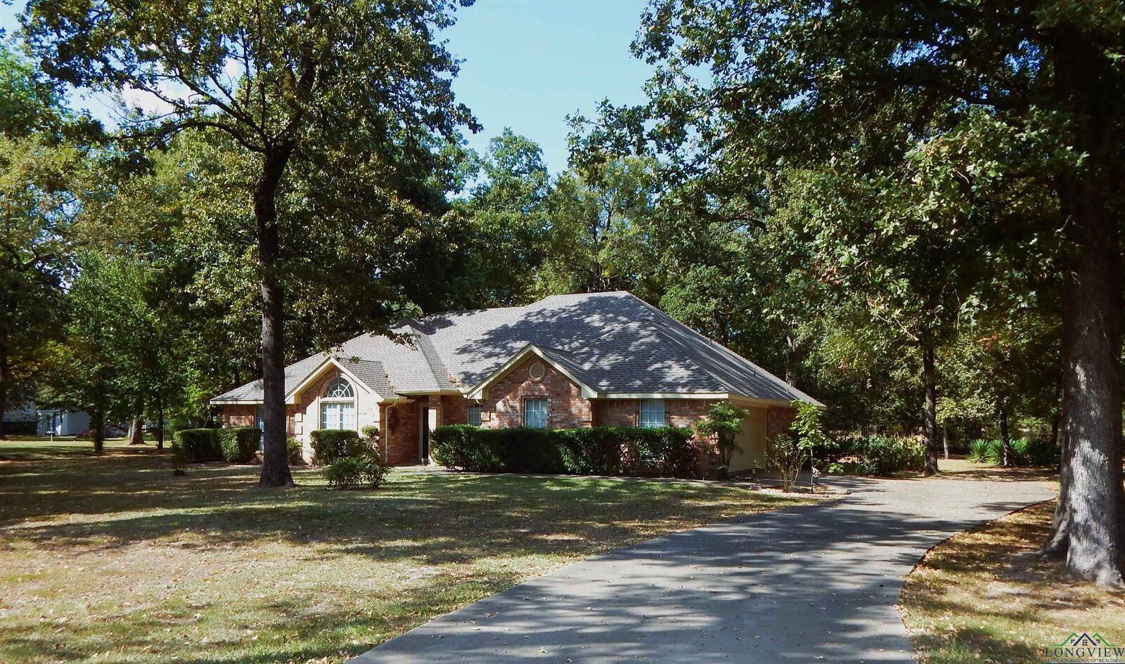 Property Photo: 344 Hickory Creek Dr TX 75482