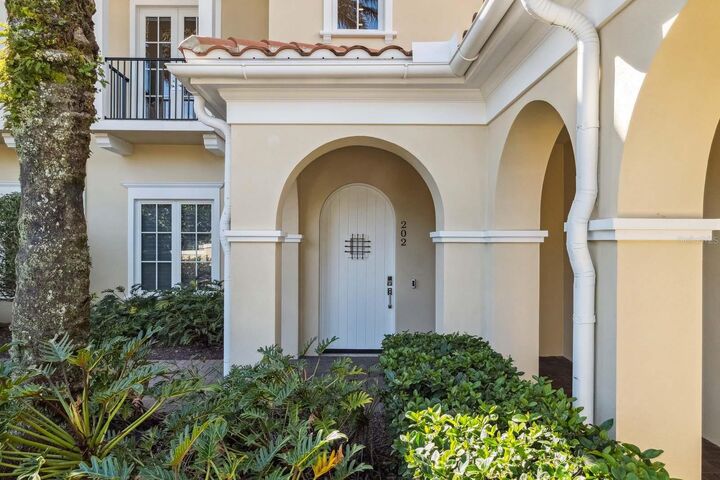 Property Photo:  10339 Kensington Shore Drive J-202  FL 32827 