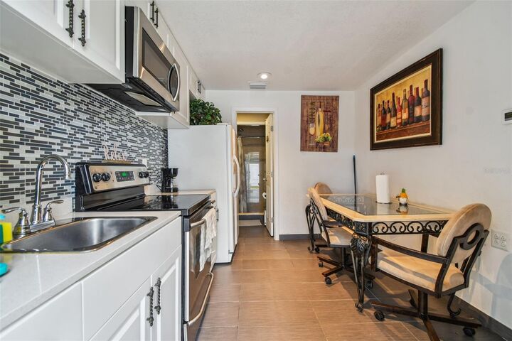 Property Photo:  1377 S Washington Avenue  FL 33756 