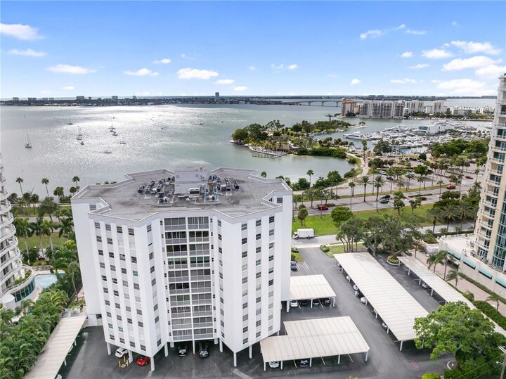 Property Photo: 435 S Gulfstream Avenue 403 FL 34236