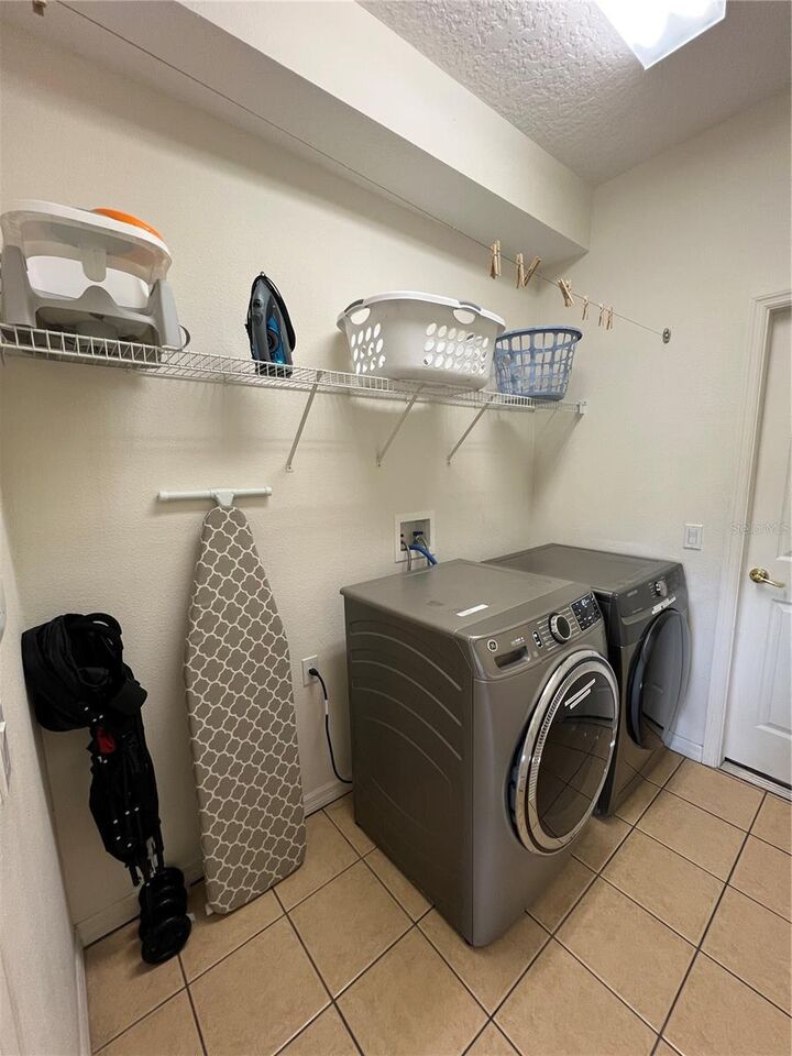 Property Photo: 4812 Cumbrian Lakes Drive FL 34746