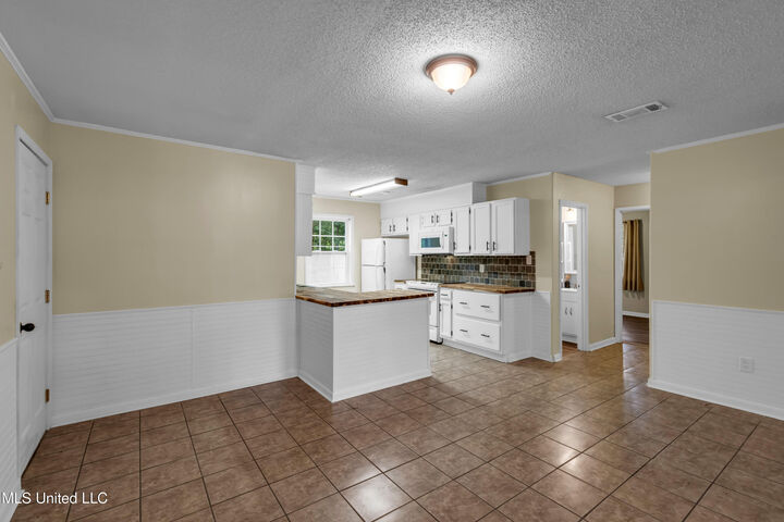 Property Photo: 15300 Lansing Drive MS 39532