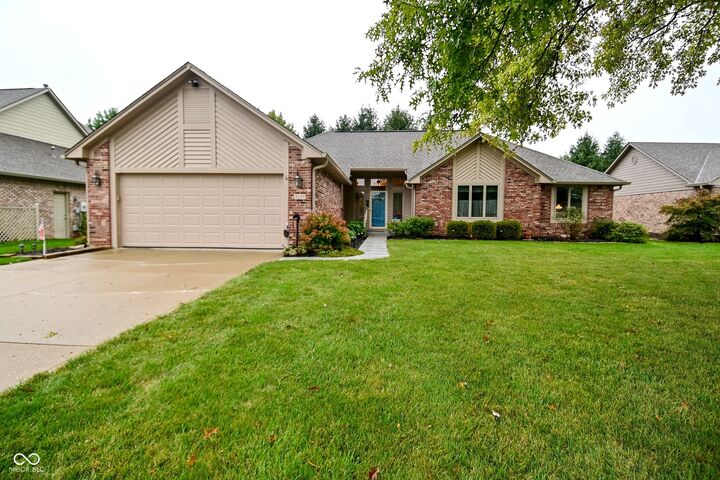 5157 Estes Drive  Greenwood IN 46142 photo