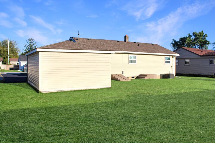 Property Photo:  6322 247th Ave  WI 53168 