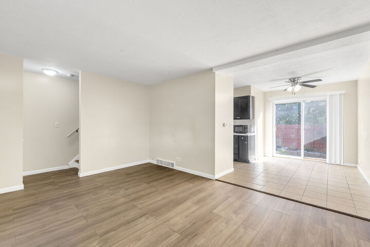 Property Photo:  4077 Club Tree Drive  IL 60107 
