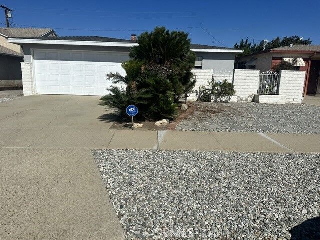 Property Photo:  1441 W 152nd St  CA 90247 