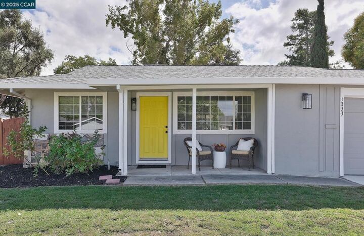 Property Photo:  1333 Daisy Ln  CA 94551 