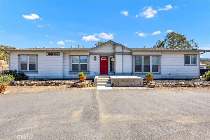 Property Photo: 35125 Stirrup Road CA 92592