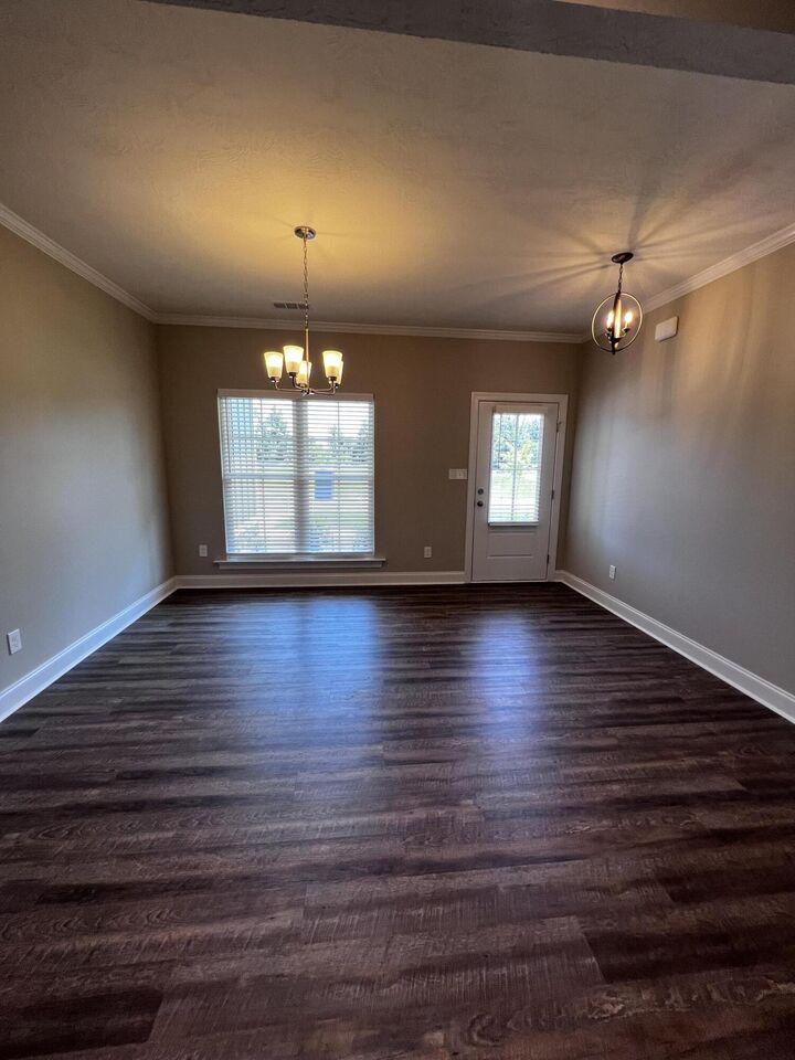 Property Photo: 1045 Berkley Court GA 30824