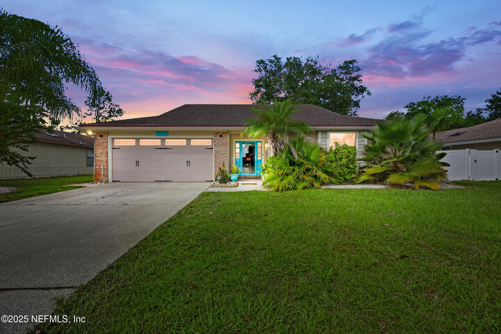 Property Photo: 10240 Huntington Forest Boulevard E FL 32257