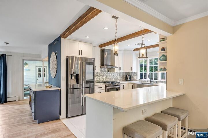 17 Holly Drive  Upper Saddle River NJ 07458 photo