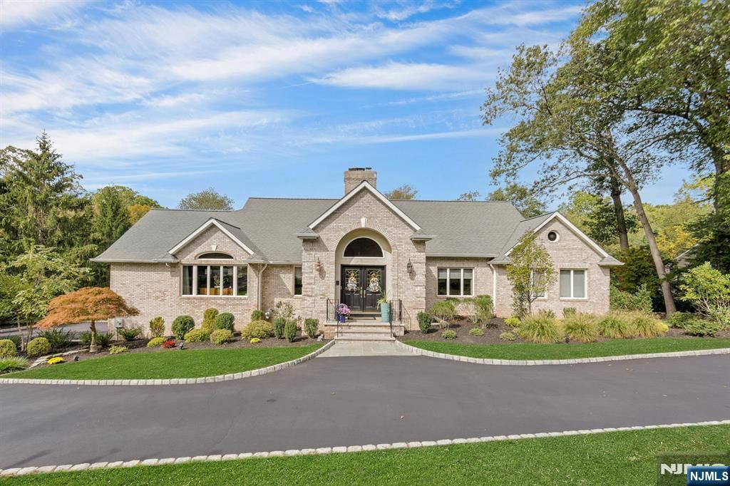 Property Photo: 11 Timberlane Road NJ 07458