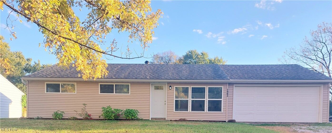 Property Photo: 1902 Westwood Drive OH 44087