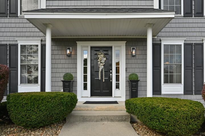 Property Photo: 16 Autumn Woods Road NH 03079