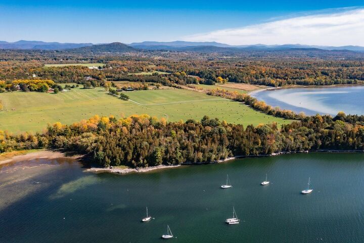 Property Photo: 1028 Converse Bay Road VT 05445-0000