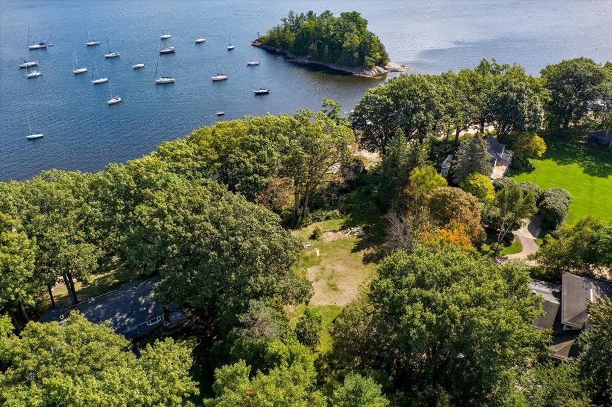 Property Photo: 728 Malletts Bay Club Road VT 05446