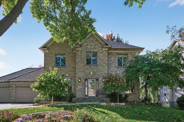 2231 Stone Creek Drive  Chanhassen MN 55317 photo