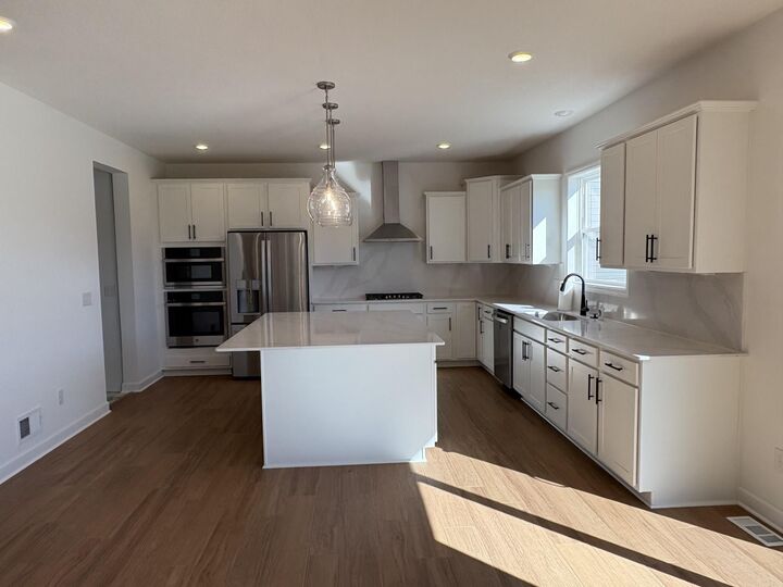 Property Photo:  10560 Kingsview Lane N  MN 55374 