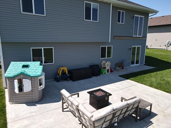 Property Photo: 830 10th Street MN 55320