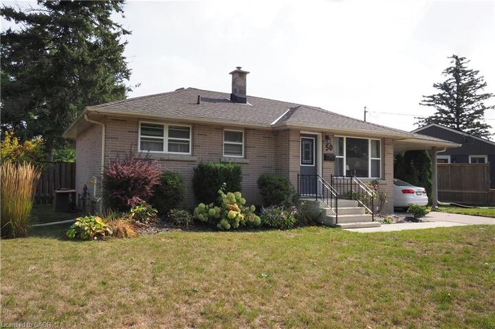 Property Photo:  50 Earlscourt Crescent  ON N4S 5H3