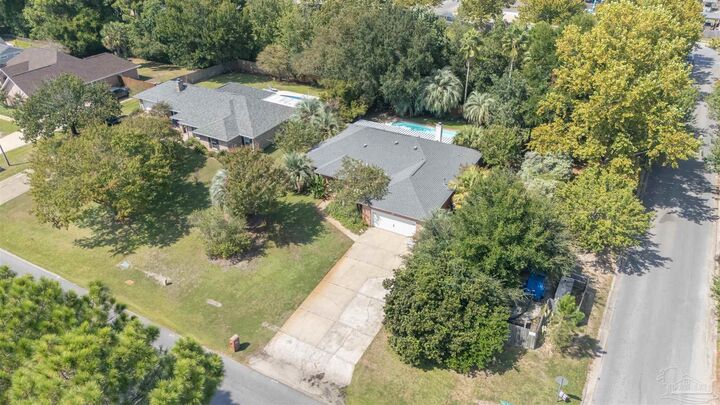 Property Photo:  3736 Tiger Point Blvd  FL 32563 