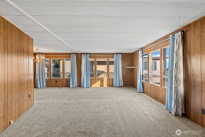 Property Photo: 1608 N Western Ave 3 WA 98801