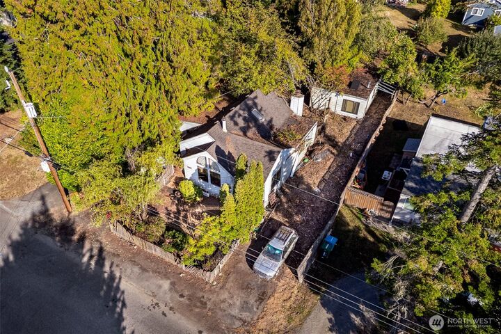 Property Photo: 1728 NE 148th Street WA 98155