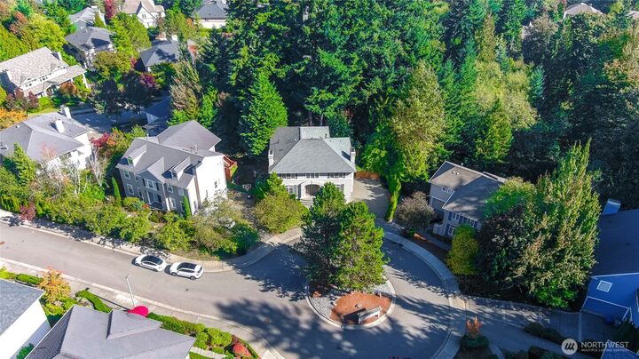 Property Photo: 4952 160th Court SE WA 98006