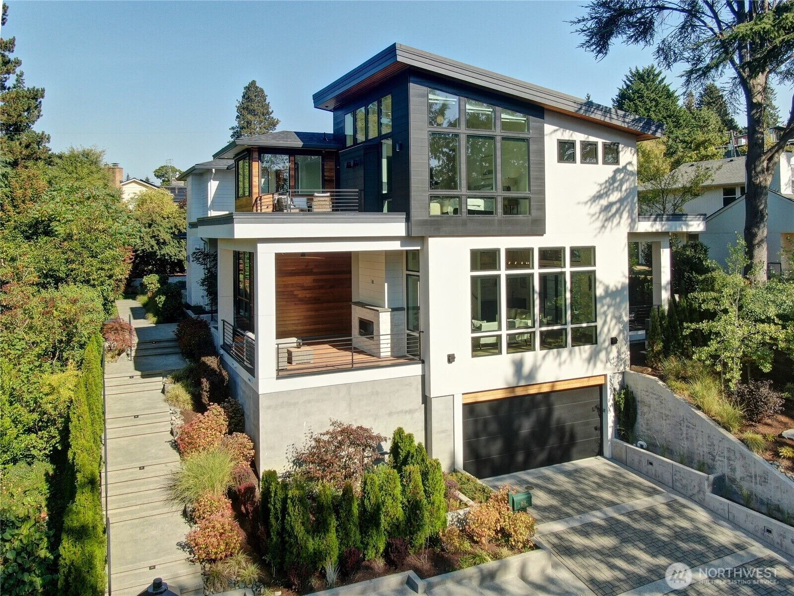 Property Photo: 5632 NE 55th Street WA 98105