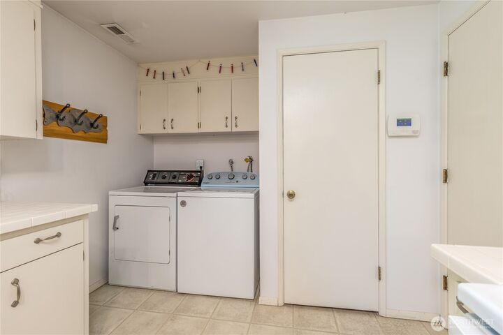 Property Photo:  5011  79th Avenue Ct E  WA 98424 