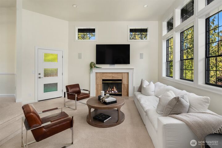 Property Photo: 10427 248th Avenue NE WA 98053