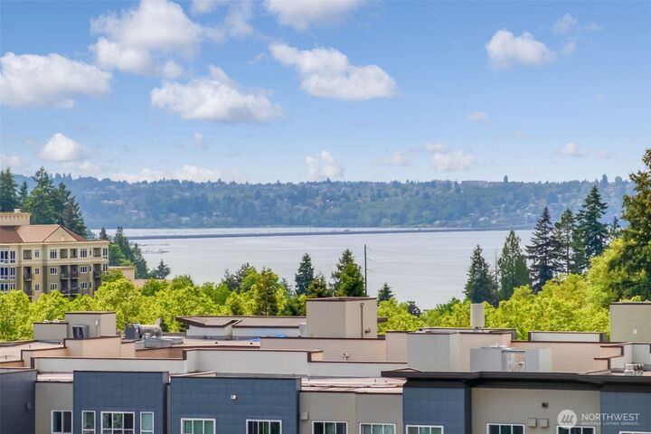 10700 NE 4th Street 1006  Bellevue WA 98004 photo