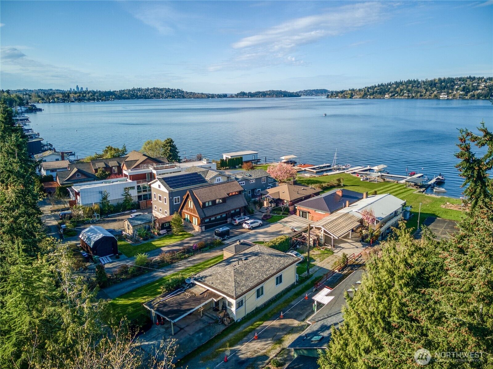 Property Photo: 10008 Rainier Avenue S WA 98178