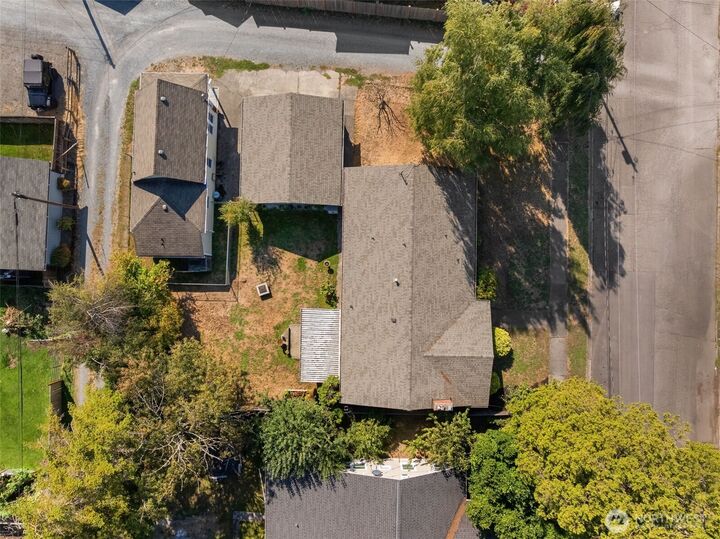 Property Photo: 343 4th Street SE WA 98372