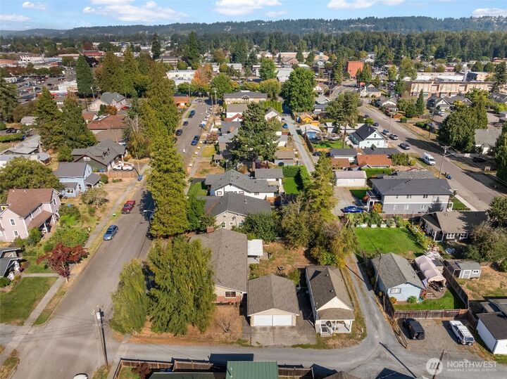 Property Photo: 343 4th Street SE WA 98372