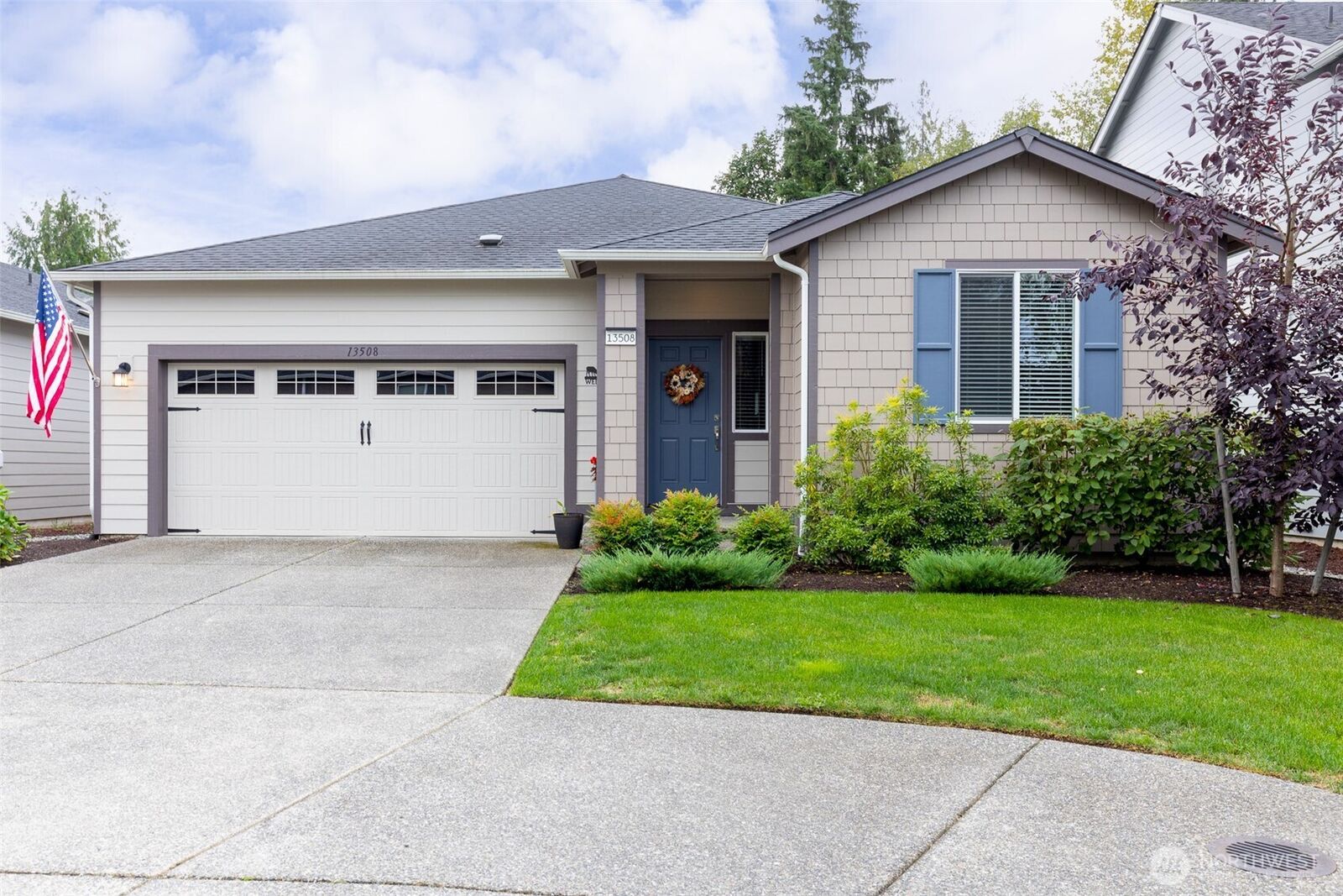 Property Photo:  13508  327th Court SE  WA 98294 