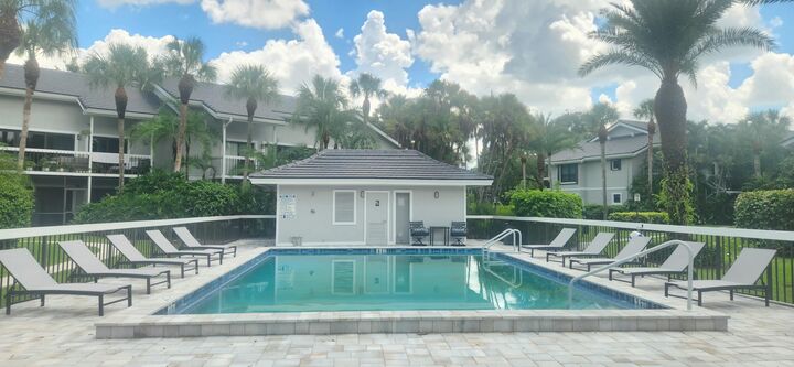 Property Photo: 11863 Wimbledon Circle 416 FL 33414