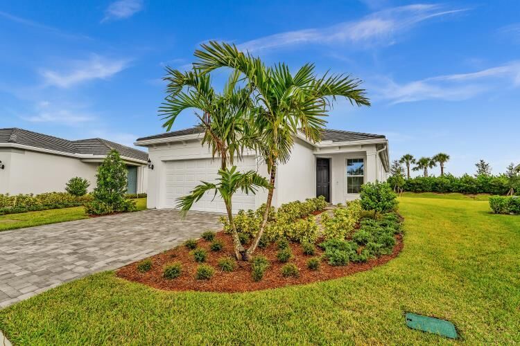 Property Photo:  1133 Haven Circle  FL 32960 
