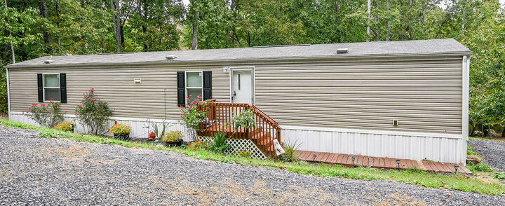 Property Photo:  865 Bell Road SE  TN 37323 