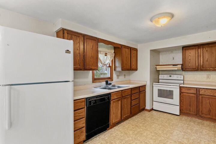 Property Photo: 516 West South Street WI 53589