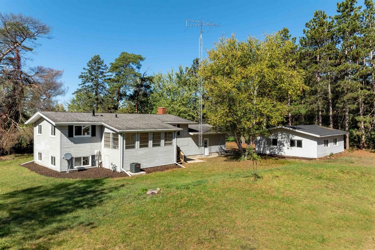 Property Photo:  N5655 County Road T  WI 54968 