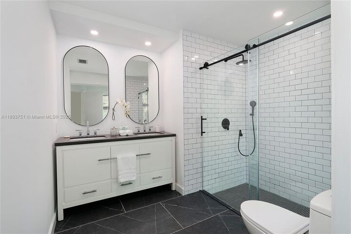 Property Photo: 6841 SW 130th Ter FL 33156